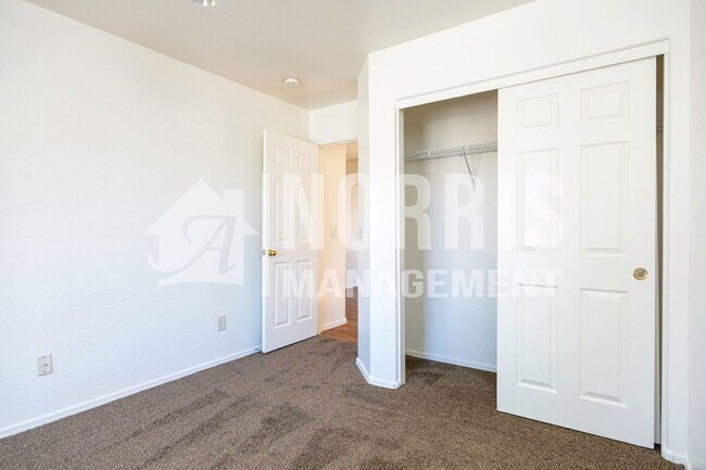 Building Photo - Spacious Home in Magic Ranch in Florence