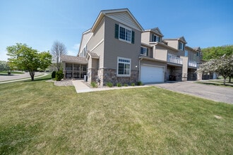 Building Photo - 6642 Pine Crest Trail S