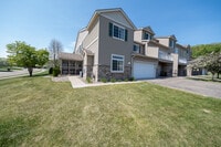 Building Photo - 6642 Pine Crest Trail S