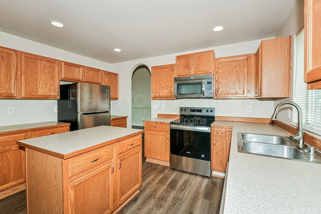 Building Photo - 14834 Prairie Vista Loop SE