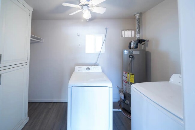 Washer + Dryer in Garage - 205 E. Oxford Dr.