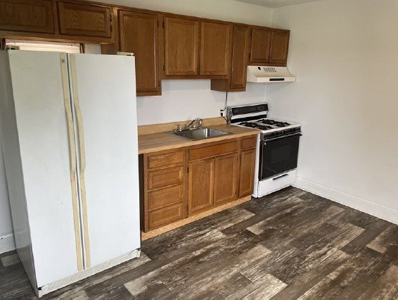 Building Photo - 8 Spring St