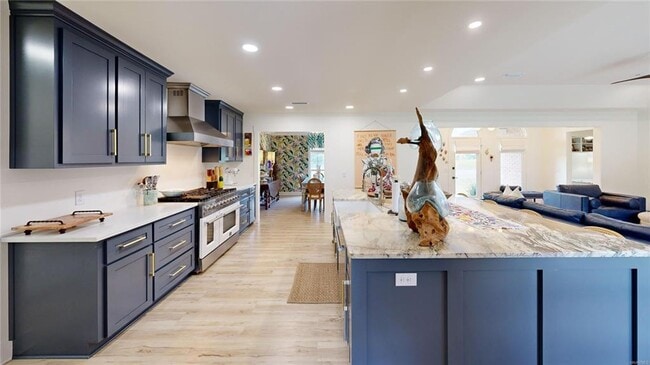 Building Photo - Available December!