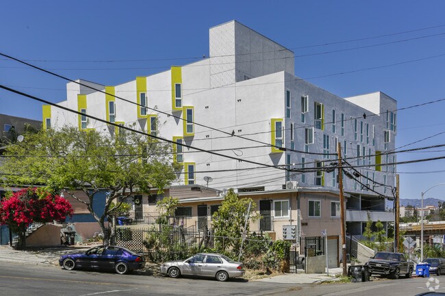 Building Photo - Mosaic Gardens at Westlake