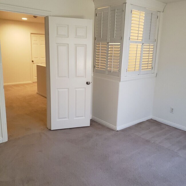 Building Photo - BEAUTIFUL ROSETTA CANYON 45014 Anabel Lane Lake Elsinore