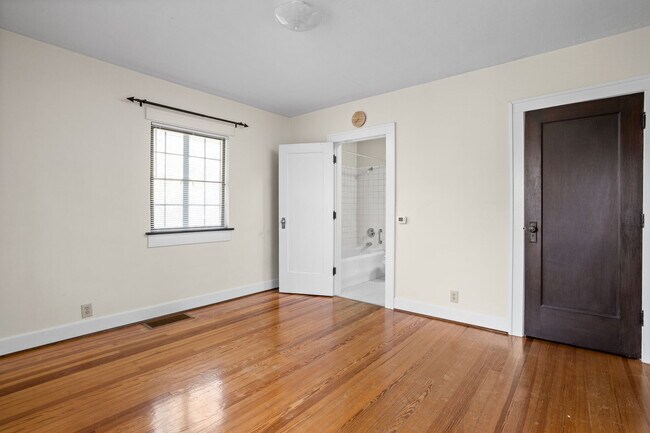 Building Photo - 152 W 52nd St