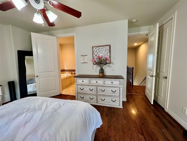 Building Photo - 3255 Maxroy St