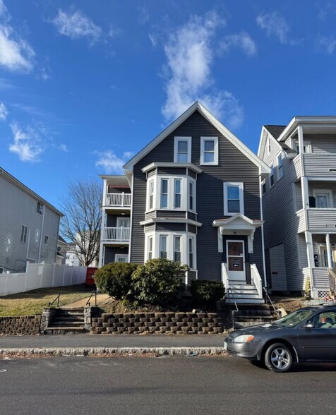 Building Photo - 180 Notre Dame Ave