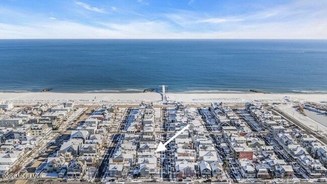 Building Photo - 31 Embury Ave