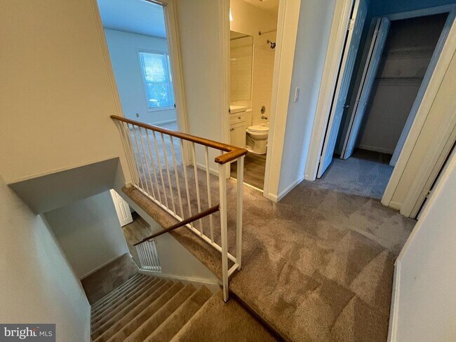 Building Photo - 10606 Greta Lynn Ct