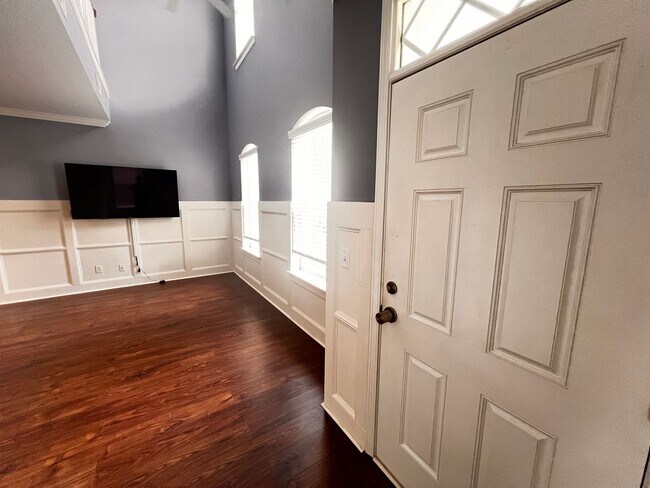 Building Photo - Now Available! Luxury three-bedroom townhome in St. James Square in Myrtle Beach.