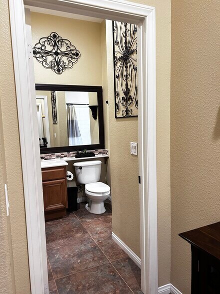 Building Photo - 86226 Pinot Noir Ln