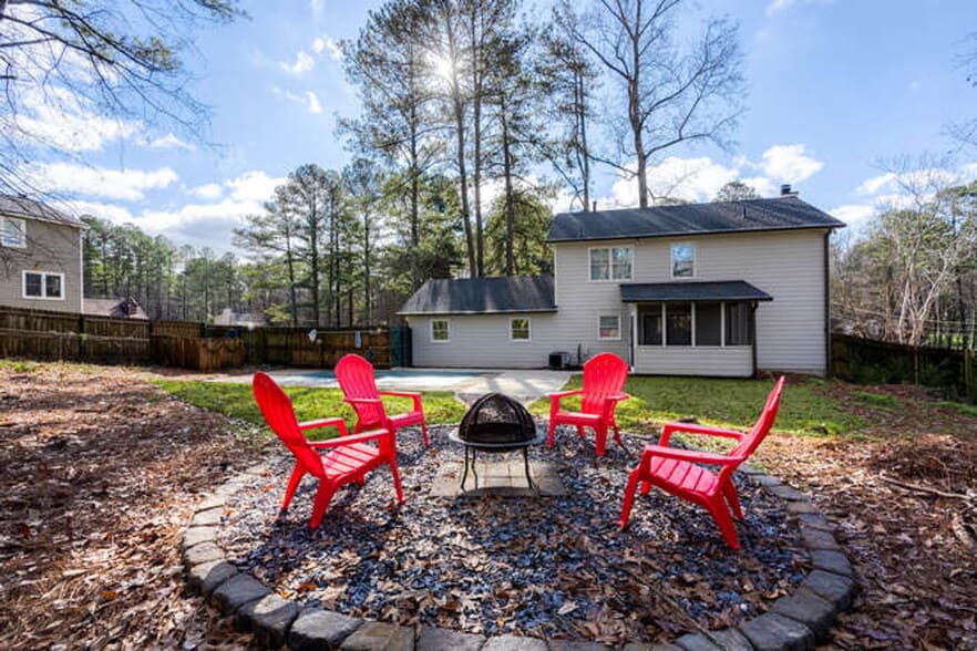 Building Photo - 1060 Washington Ave