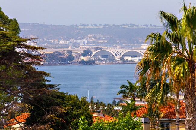 Amazing San Diego Bay views - the Cathryn Apartments