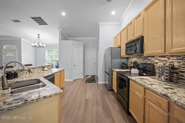 Building Photo - 8575 Crooked Tree Dr