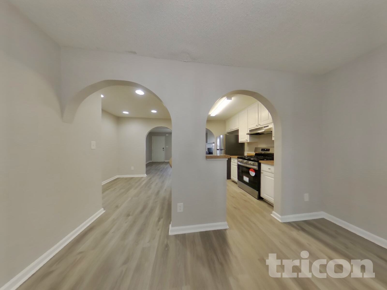 Building Photo - 5021 Meadow Trce