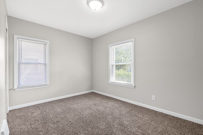 Building Photo - 13748 Helen St