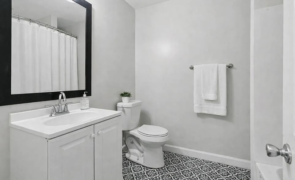 Building Photo - 5933 Dover Pl