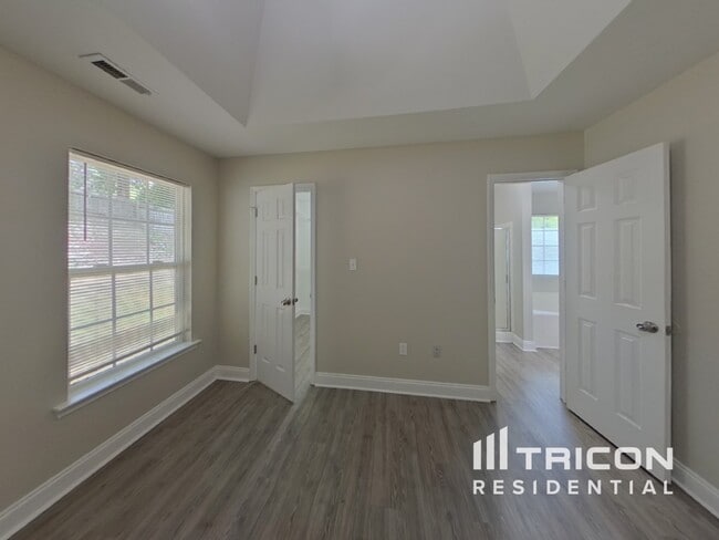 Building Photo - 941 Lynnview Ct