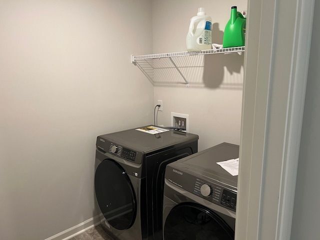 Building Photo - 2213 Blue Monarch Dr