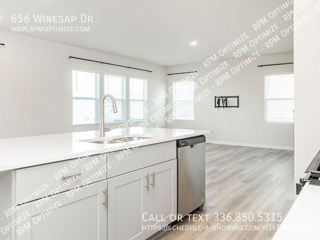 Building Photo - 656 Winesap Dr