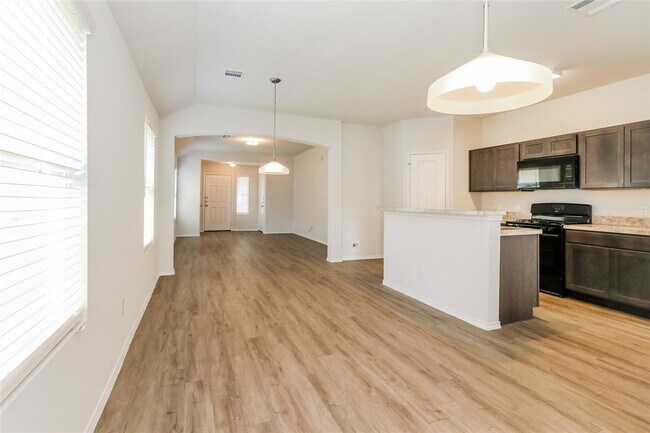 Building Photo - 25242 Sanitas Valley Dr