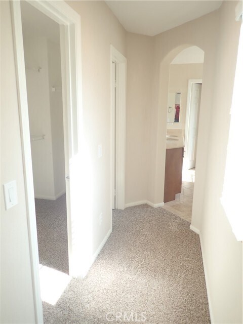 Building Photo - 27605 Chicory St