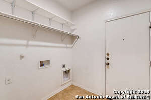 Building Photo - 6607 Shadden Oaks