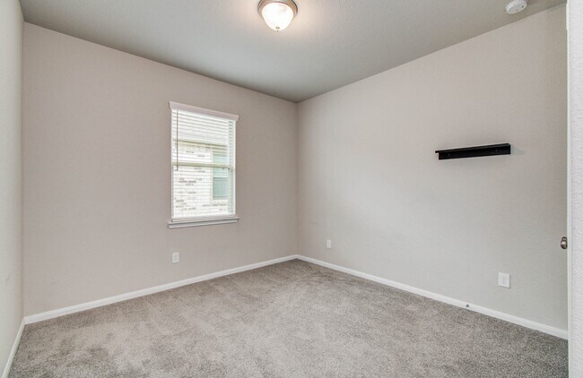 Building Photo - 4603 Bay Vista Dr