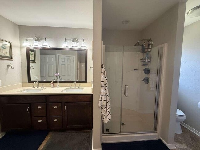 Building Photo - 4216 Shadow Ln