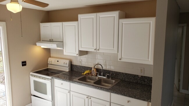 Primary Photo - 1309 Union St