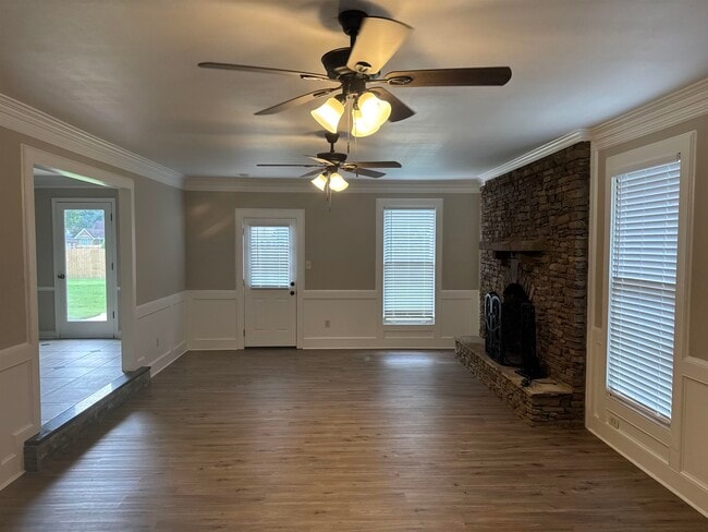 Building Photo - 339 Oakleigh Dr