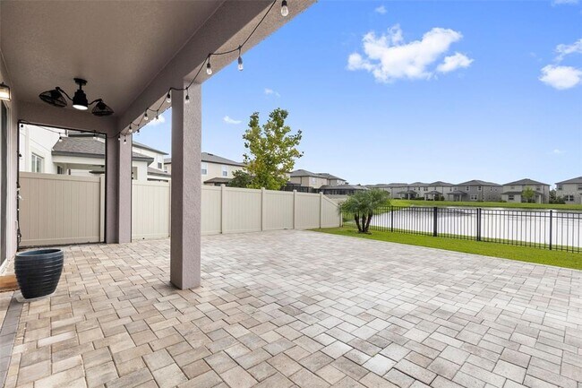 Building Photo - 7537 Pool Compass Loop