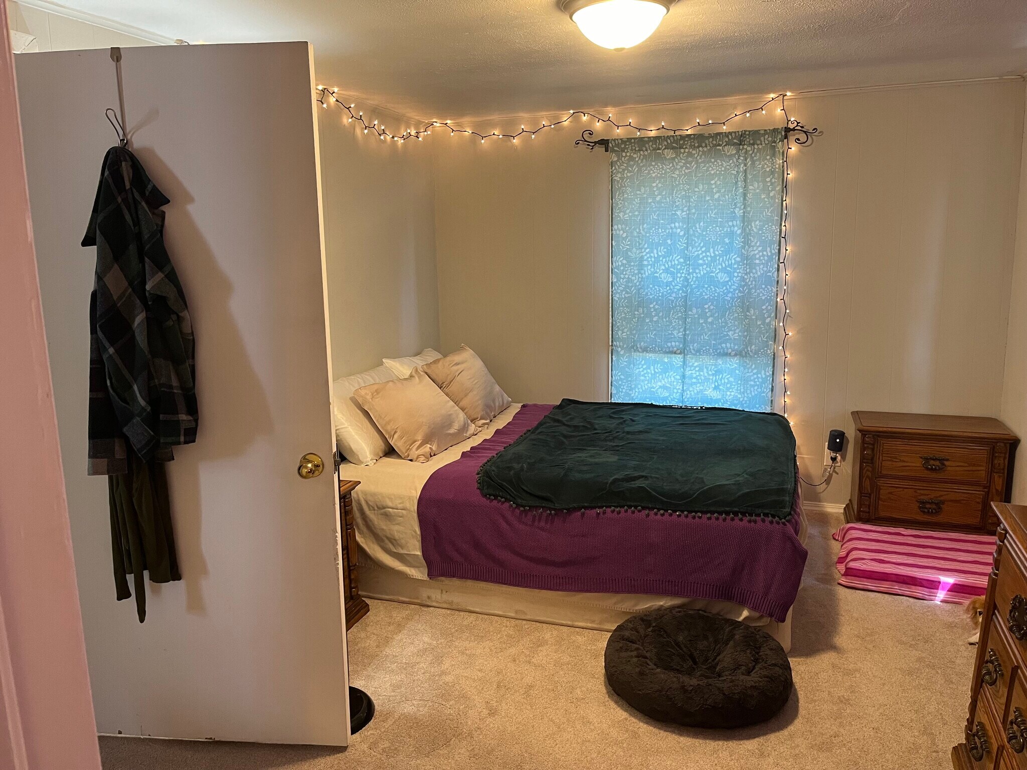 Bedroom 1 - 437 S Peachtree St