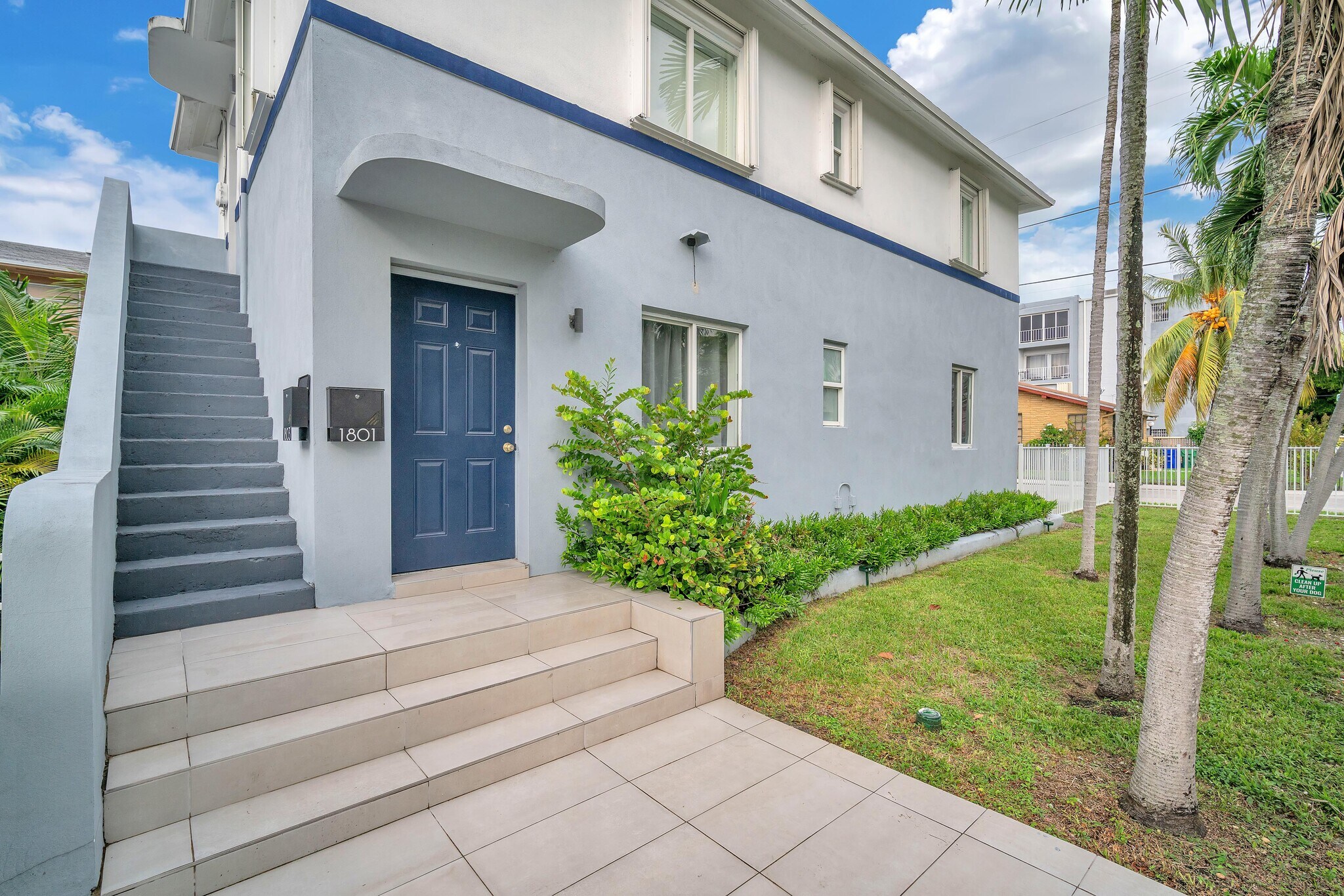 Building Photo - 1801 SW 5th St