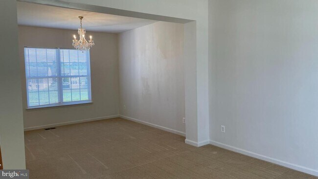 Building Photo - 5629 Ivy Hill Dr