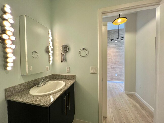 Building Photo - Adeline Place – Modern Comfort & Sophisticated 1 Bed / 1 Bath