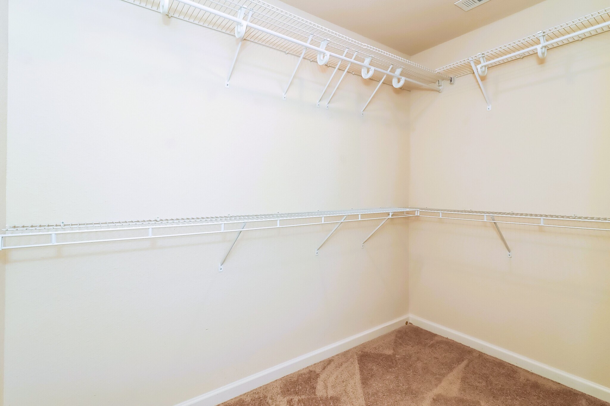 Building Photo - 134 Innis Brk Cir