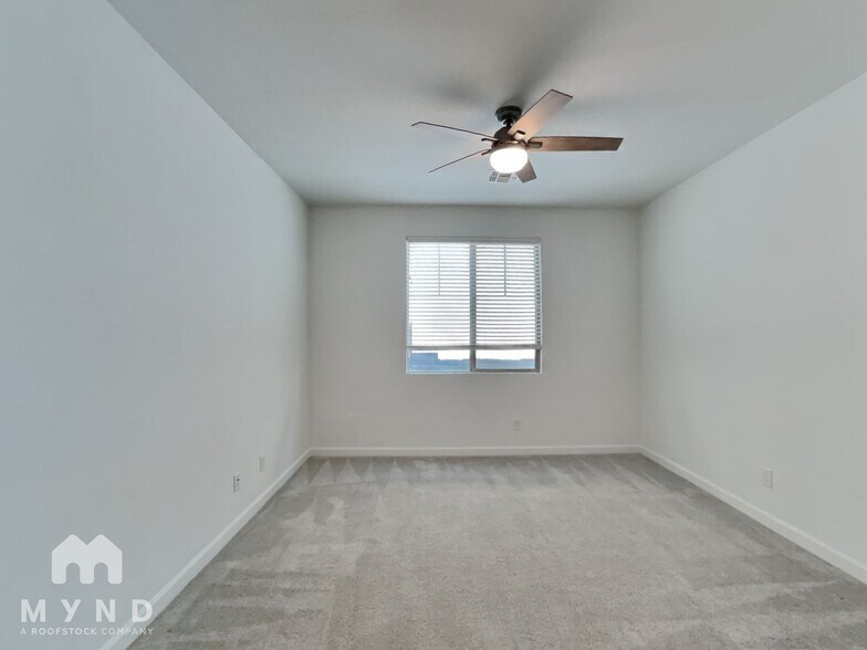 Building Photo - 22719 E Estrella Rd