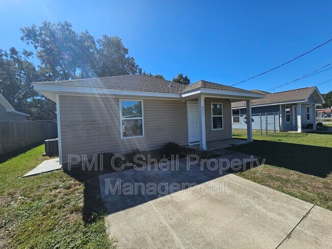 Building Photo - 2211 Forsyth St