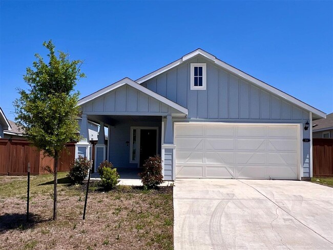 Building Photo - 208 Rollingwood Dr