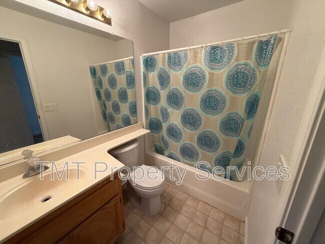 Building Photo - 6413 Noble House Ct