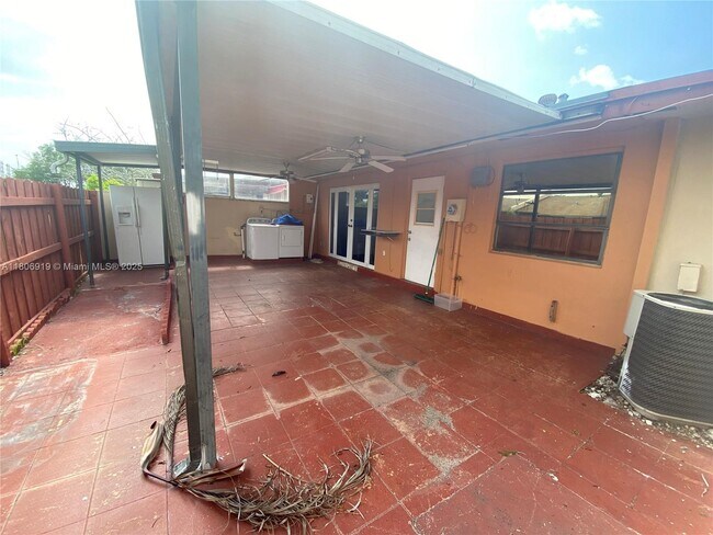 Building Photo - 13759 SW 49th St