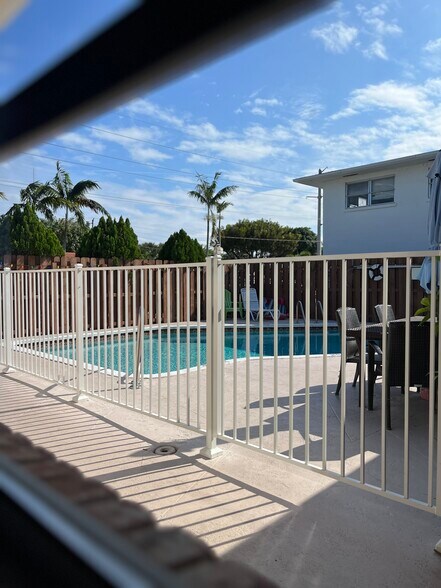 Building Photo - 5111 NE 18th Ave