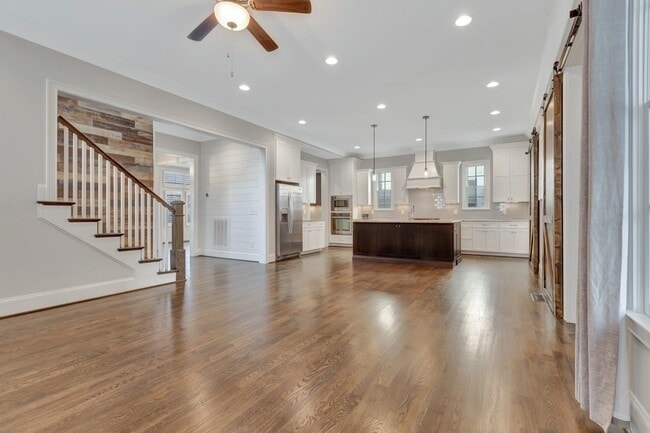 Building Photo - 4031 General Martin Ln
