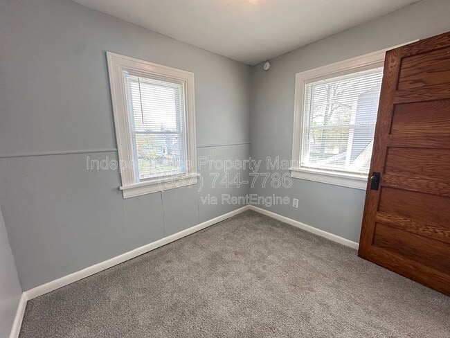 Building Photo - 1020 Walnut Hill Pl