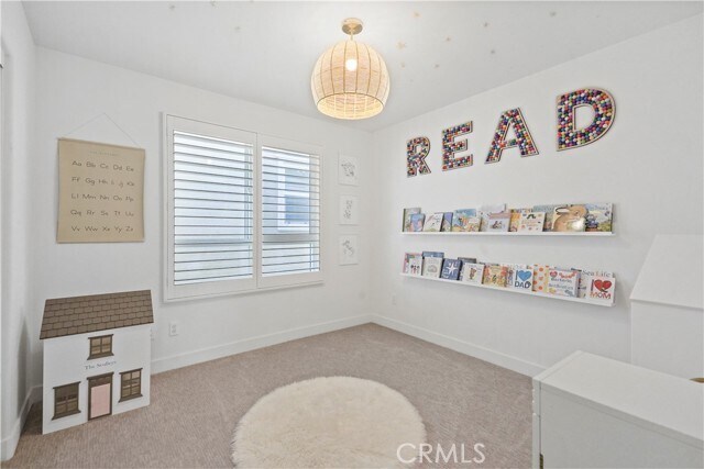 Building Photo - 23201 W Canterbury Way