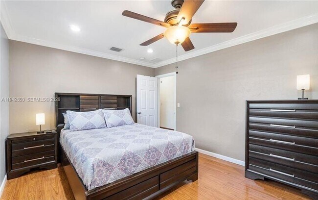 Building Photo - 601 N 44th Ave