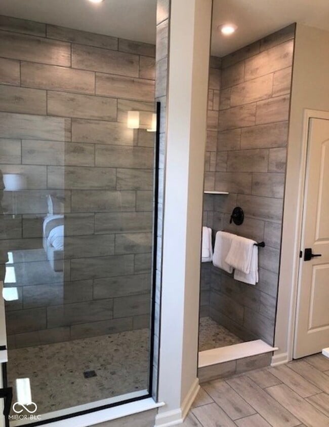 Building Photo - 9734 Junction