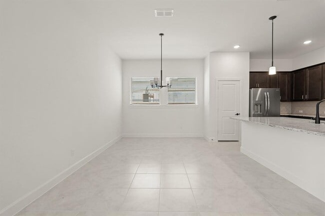 Building Photo - 22007 Silk Pad Ct